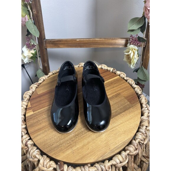 Capezio Shuffle Tap Shoes - Picture 1 of 9